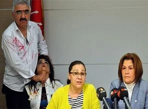 CHP'den 'kadına şiddet'e ilginç protesto