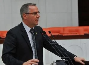 CHP'li vekili sekreteri fena çarptı!