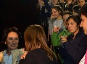 Devlet yurdunda sıcak su ve kalorifer eylemi