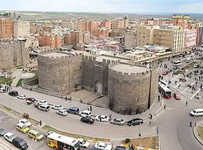 Diyarbakır'da yer kalmadı