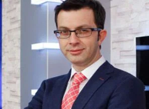 Ekrem Dumanlı o yazarı neden kınayamadı?