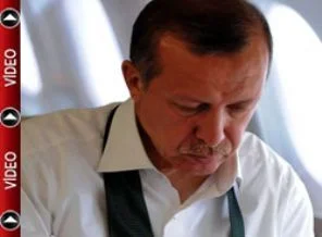 Erdoğan'dan uçakta Neşet Ertaş türküsü