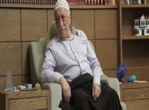 Fetullah Gülen'e çağrı: Başbakan'dan özür dile