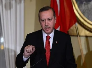 Finli muhabirden sonra İsveçli gazeteciyi fena azarladı!
