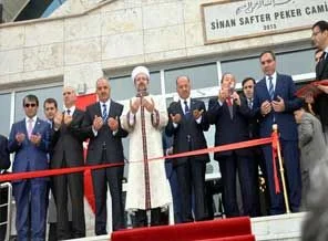 Görmez: Namaz kılacakları yer yok