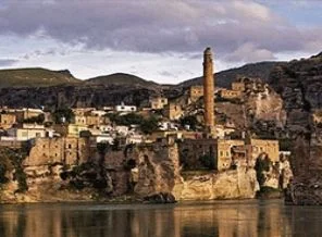 Hasankeyf'in taklidini bile alamıyorlar