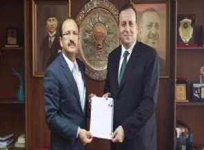 Hukukçu yazar Meram için aday