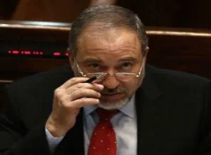 İsrail yeni dost arayışında
