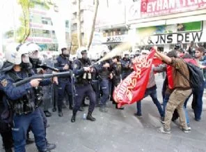 İyi ki doğdun YÖK ve vesayet!