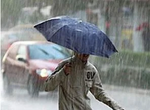 İzmir yağmura teslim oldu