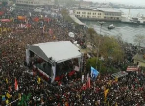 Kadıköy'de büyük Alevi mitingi