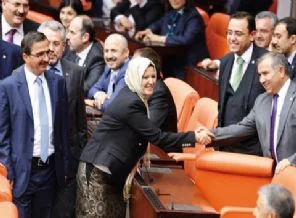 Kadınlar özgürlük dersi verdi