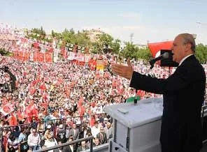 MHP 900 belediye başkan adayını açıklayacak