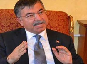 Milli Savunma Bakanı Yılmaz'dan füze açıklaması