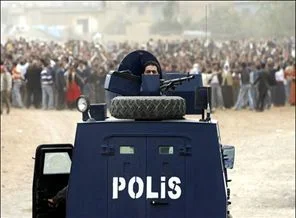 Nusaybin karıştı!