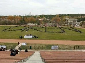 ODTÜ stadında 'Devrim' 'Diren' oldu