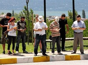 Öğretim üyelerine 'izinsiz kitap okumak'tan soruşturma