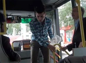 Otobüste tinerci şoku!