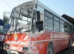 PKK'liler otobüse saldırdı: 1 ölü, 3 yaralı!