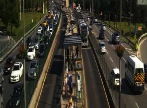 Sabiha Gökçen'e E-5'ten yeni yol