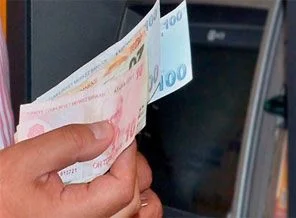 SGK yanlışlıkla binlerce emeklinin maaşını kesti