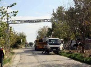 'T.C. yazılı köy tabelası' gerginliği