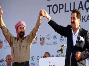 Tatlıses'ten eleştirilere 'Şerefsiz'li cevap