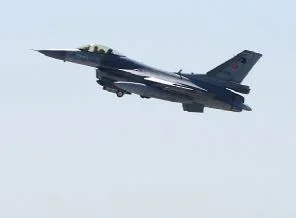 Türk F-16'ları Rus ve Yunan uçaklarını izledi