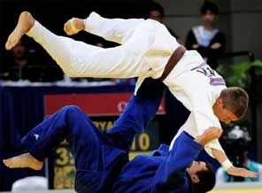 Türkiye 10 sporcuyla madalya arayacak