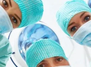 Yaptıkları ameliyatlarla dünya birincisi oldular