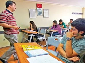 Zaman: Kanun zoruyla dershane kapatmaya iş dünyası da 'hayır' diyor