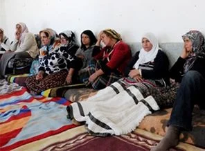 '100 gündür açlık grevinde bulunan Vanlı depremzedeler için neler yapılıyor?'