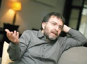Ahmet Hakan'dan Kütahyalı'ya: Yeni Türkiye'nin şebeleği