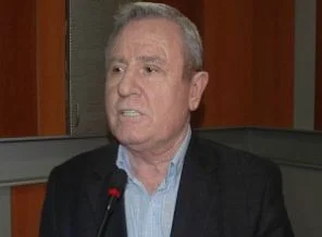 AK Parti'de gece yarısı istifa geldi!