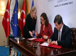 Avrupa'ya vizesiz giriş için ilk imza atıldı