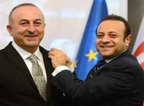 Bağış'tan devirde fıkralı gönderme