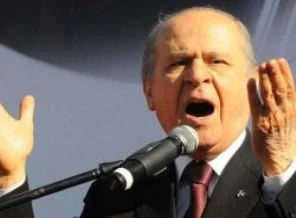 Bahçeli Yasin Aktay'a ateş püskürdü