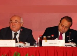 Bakan Bağış'a yönelik çirkin espri!