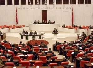 Bakanlarla ilgili dokunulmazlık fezlekesi olacak mı?