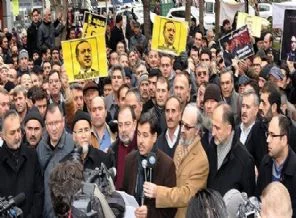 Başbakan'a destek için yürüdüler
