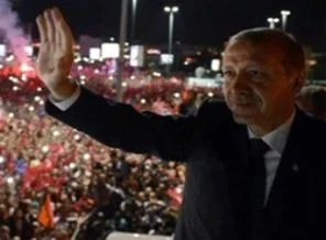 Başbakan: Devletin okulları size yeter, tavrınızı koyun