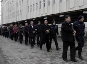 BDP'li vekillerin tahliye talebini reddetti