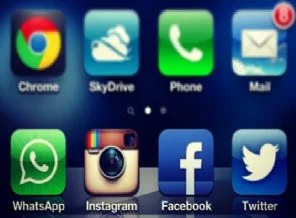 Beklenen gün geldi Whatsapp yandı