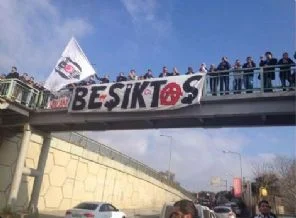 Beşiktaşlı taraftarlar TFF'ye yürüyor!