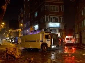 Beyoğlu'nda polis müdahalesi
