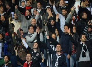 'Çarşı'nın operasyon tezahüratı Zaman'ın manşetinde!