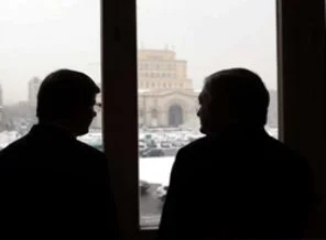 Davutoğlu normalleşme süreci için Ermenistan'da