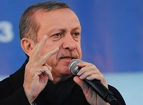 Erdoğan, Trabzon'dan çetelere yüklendi