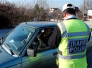 Fahri trafik müfettişi yazdı, mahkeme iptal etti