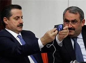 Faruk Çelik'ten selfie poz